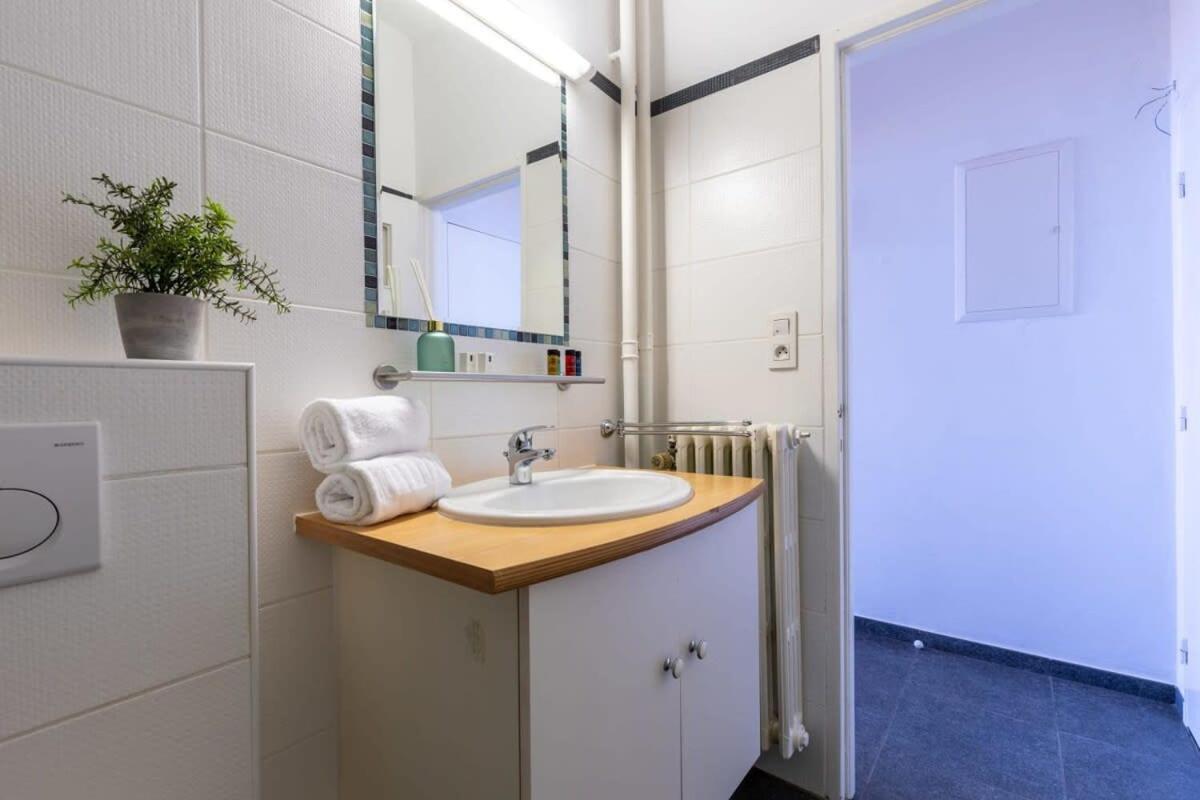 Huswell - Beautiful Spacious Studio With Frontal Sea View Knokke-Le-Zoute Extérieur photo